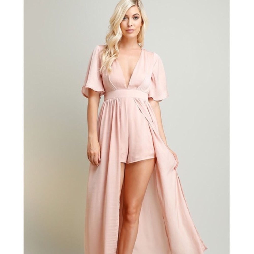 🎁Medium Beautiful blush romper
